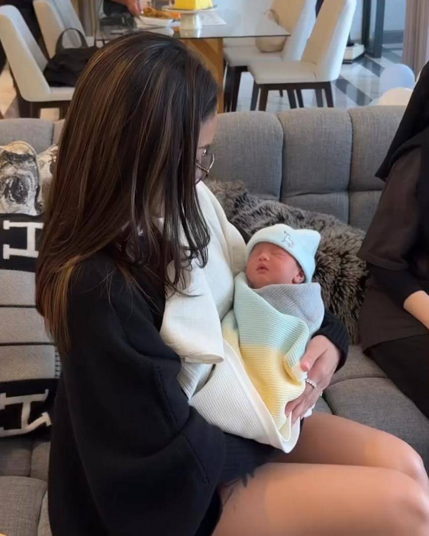 Instagram.com/nikitamirzanimawardi_172